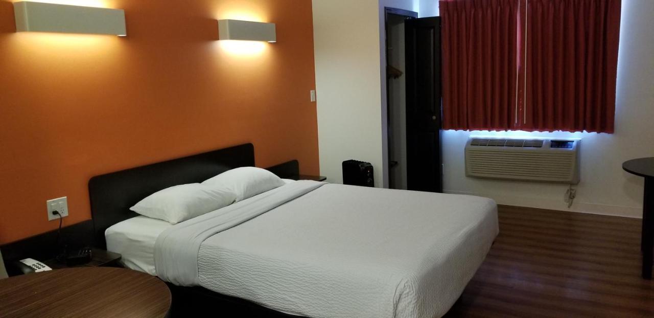 Joys Inn Innisfail, Ab エクステリア 写真