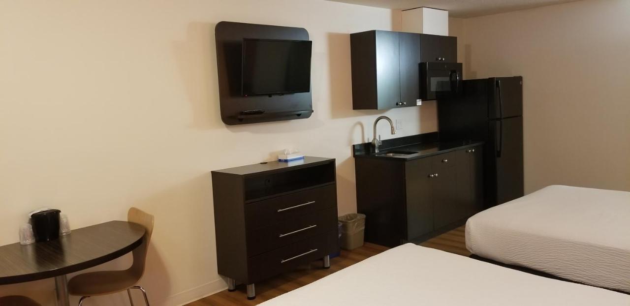 Joys Inn Innisfail, Ab エクステリア 写真