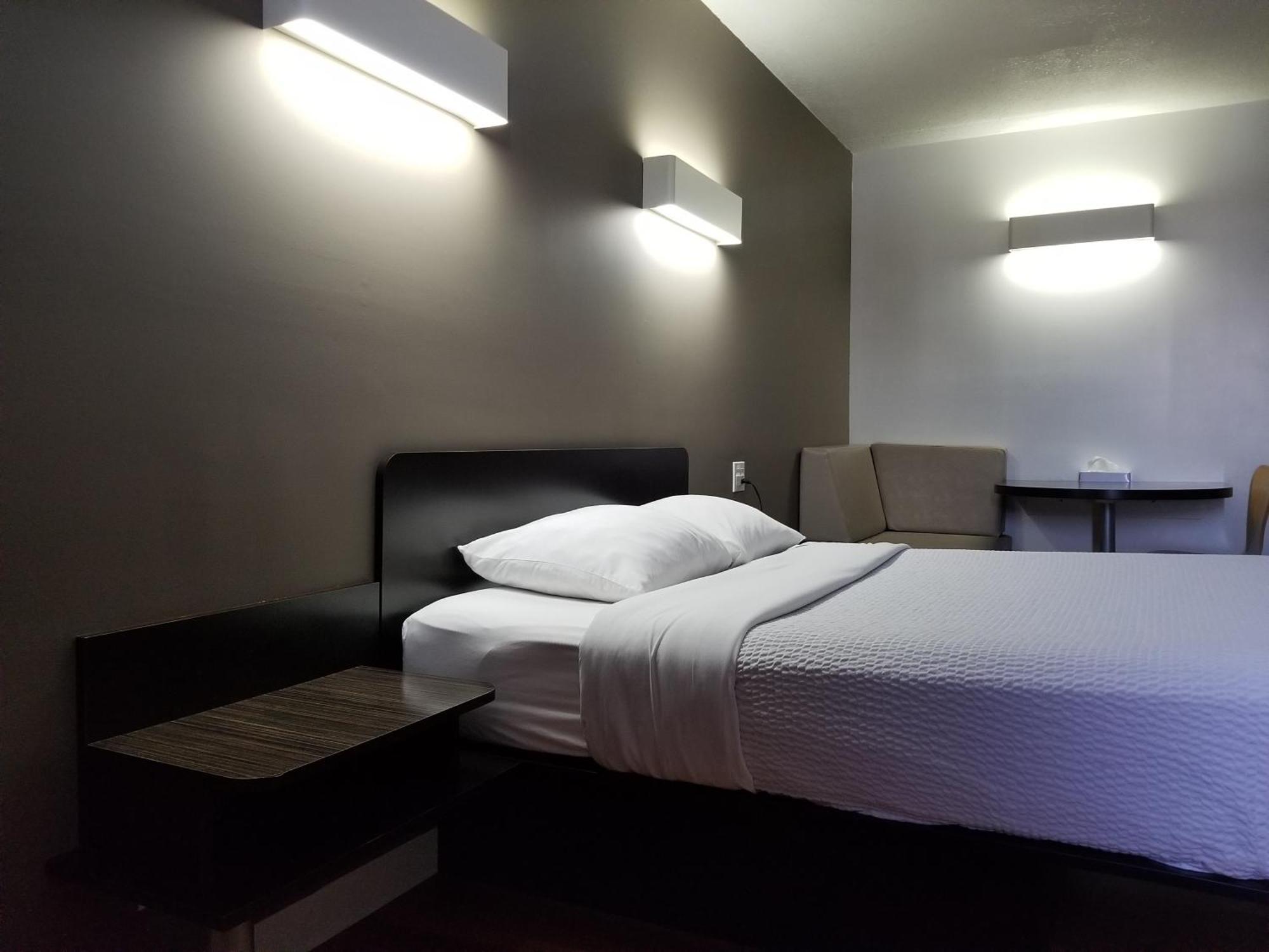 Joys Inn Innisfail, Ab エクステリア 写真